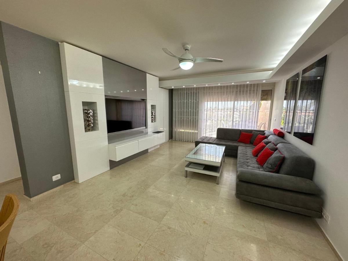 Yalarent Amdar Lux Apartment Eilat Ngoại thất bức ảnh