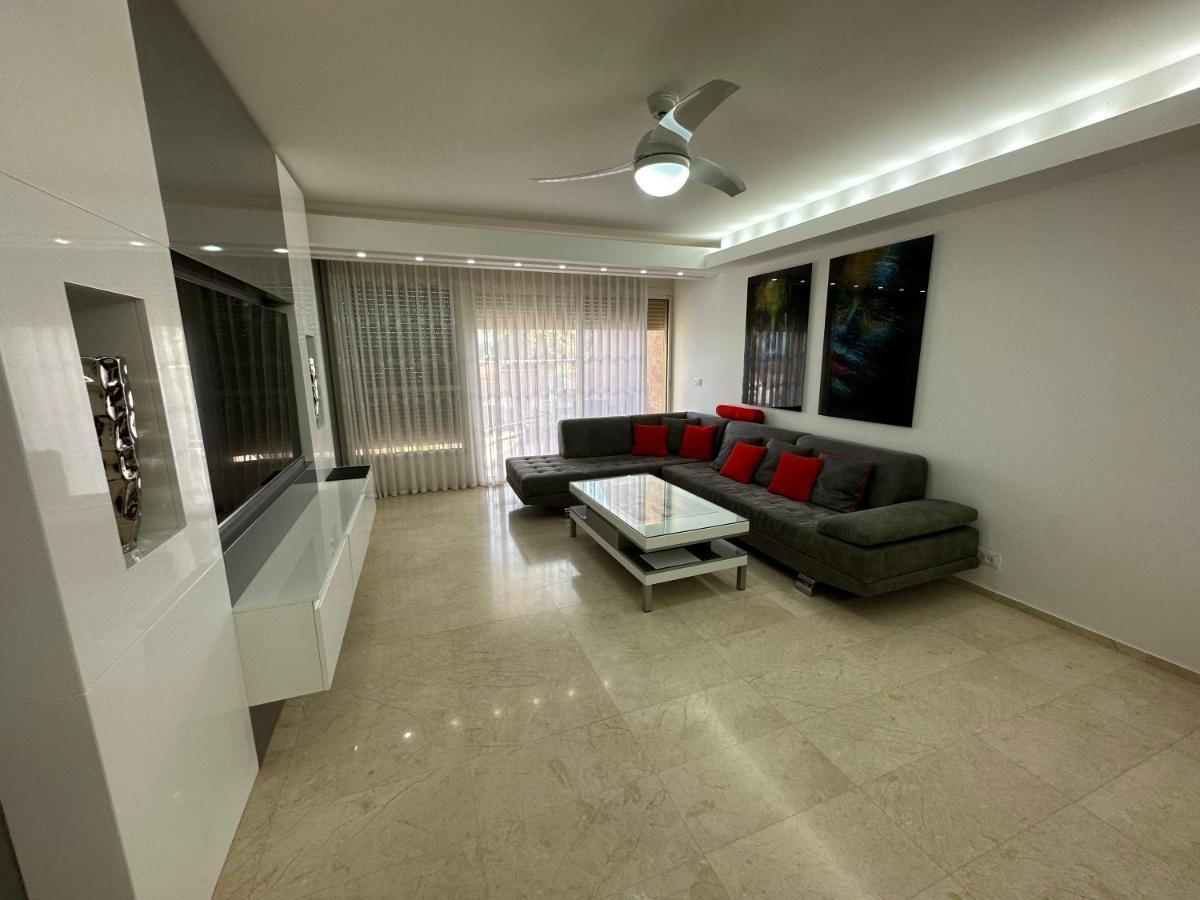 Yalarent Amdar Lux Apartment Eilat Ngoại thất bức ảnh